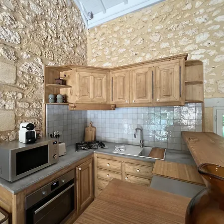 Holiday home Maison De Charme Avec Piscine En Dordogne-perigord