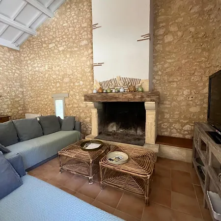 Holiday home Maison De Charme Avec Piscine En Dordogne-perigord